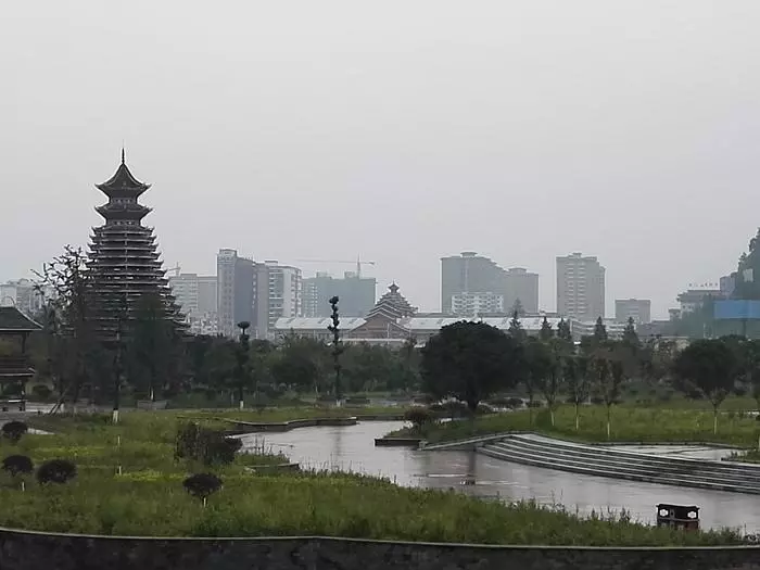 苗家八角楼